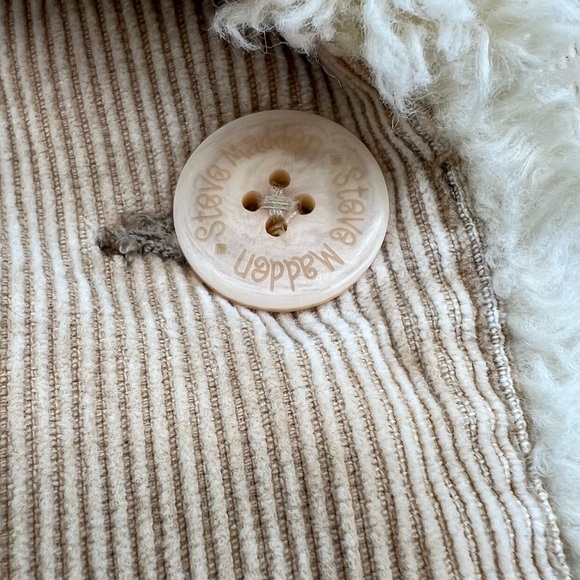 Vintage Y2K fur trimmed Steve Madden Tan Teddy Jacket - Picture 6 of 14